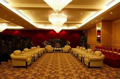 由拥有五星级酒店管理经验的香港泰得国际饭店管理集团经营管理.